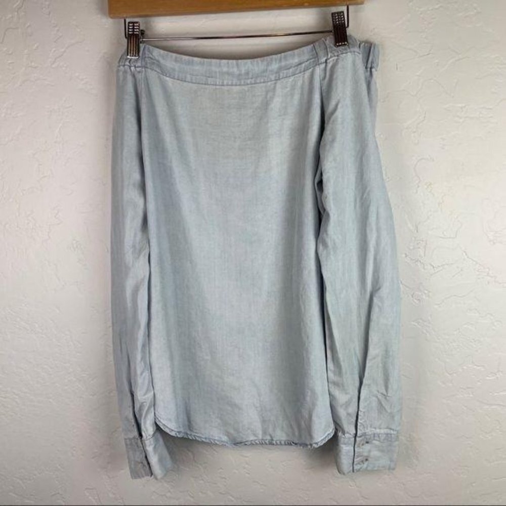 Sanctuary Chambray Off The Shoulder Button Down Blouse Blue XS S1182-DR017 - Picture 9 of 9